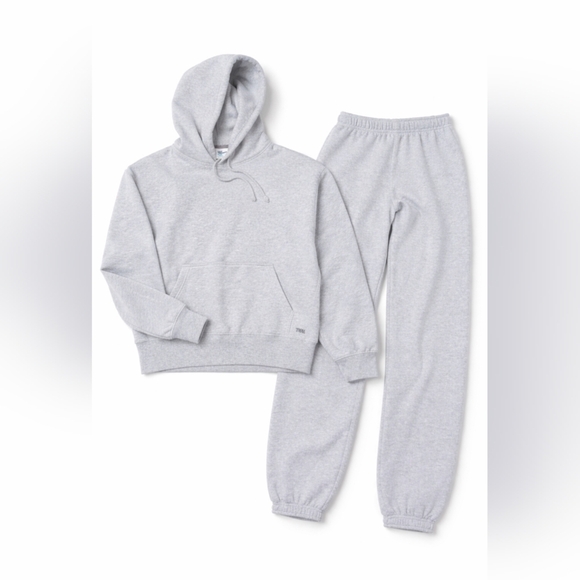 Aritzia Tops - Aritzia Tna Cozy Fleece Mega Sweat Set Women’s XS Gray Hoodie Joggers